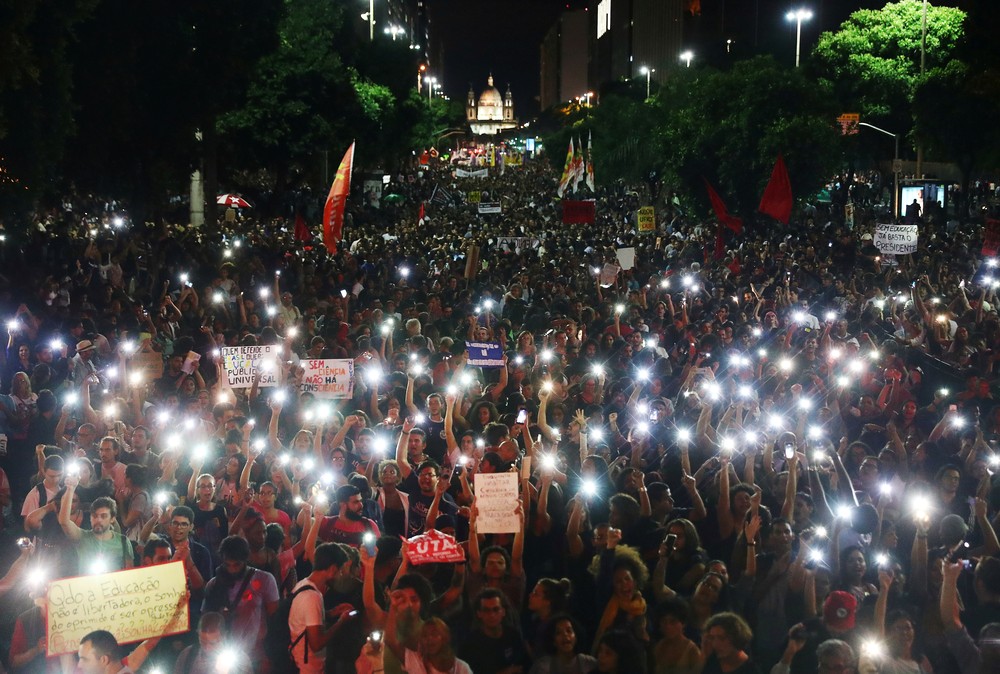 Protestos e paralisações contra cortes na educação ocorrem em todos os estados e no DF